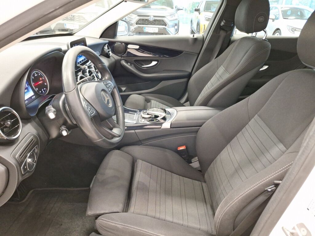 Mercedes-Benz C 2017 Valkoinen