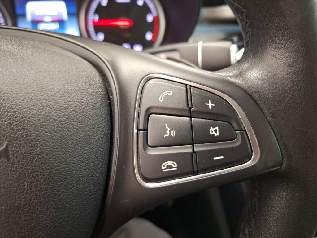 Mercedes-Benz C 2017 Valkoinen