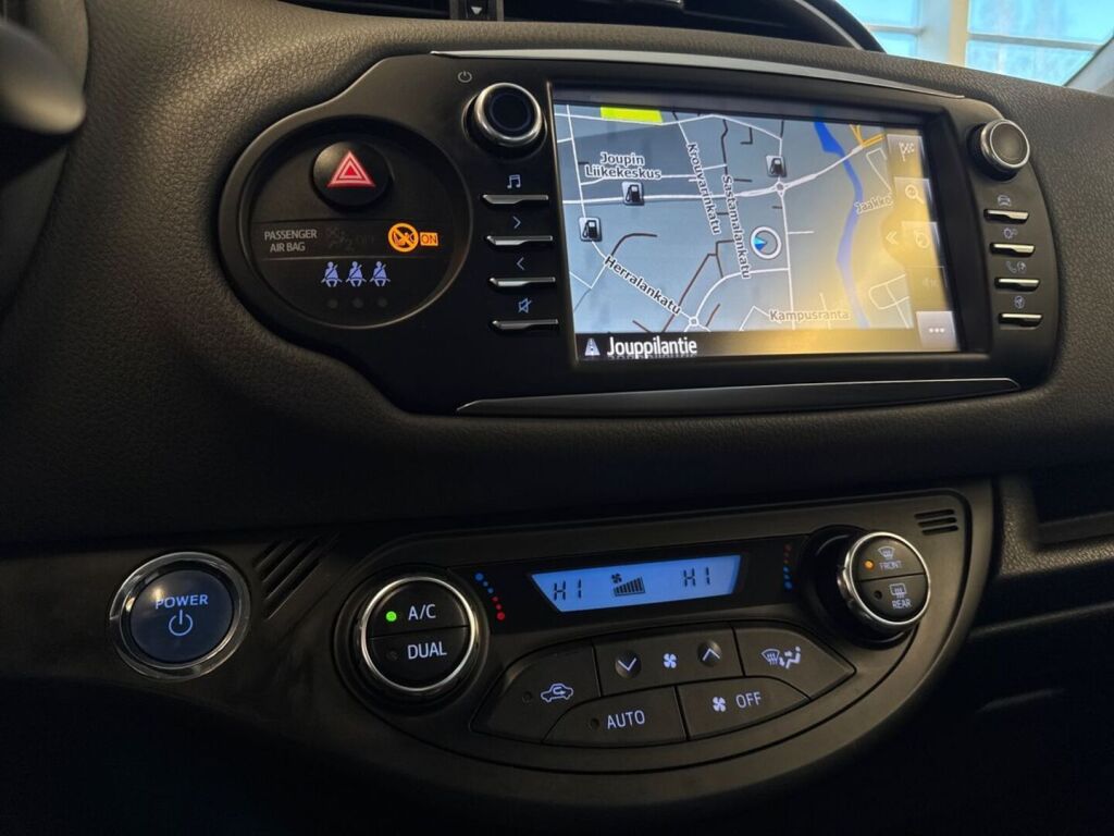 Toyota Yaris 2019 Valkoinen