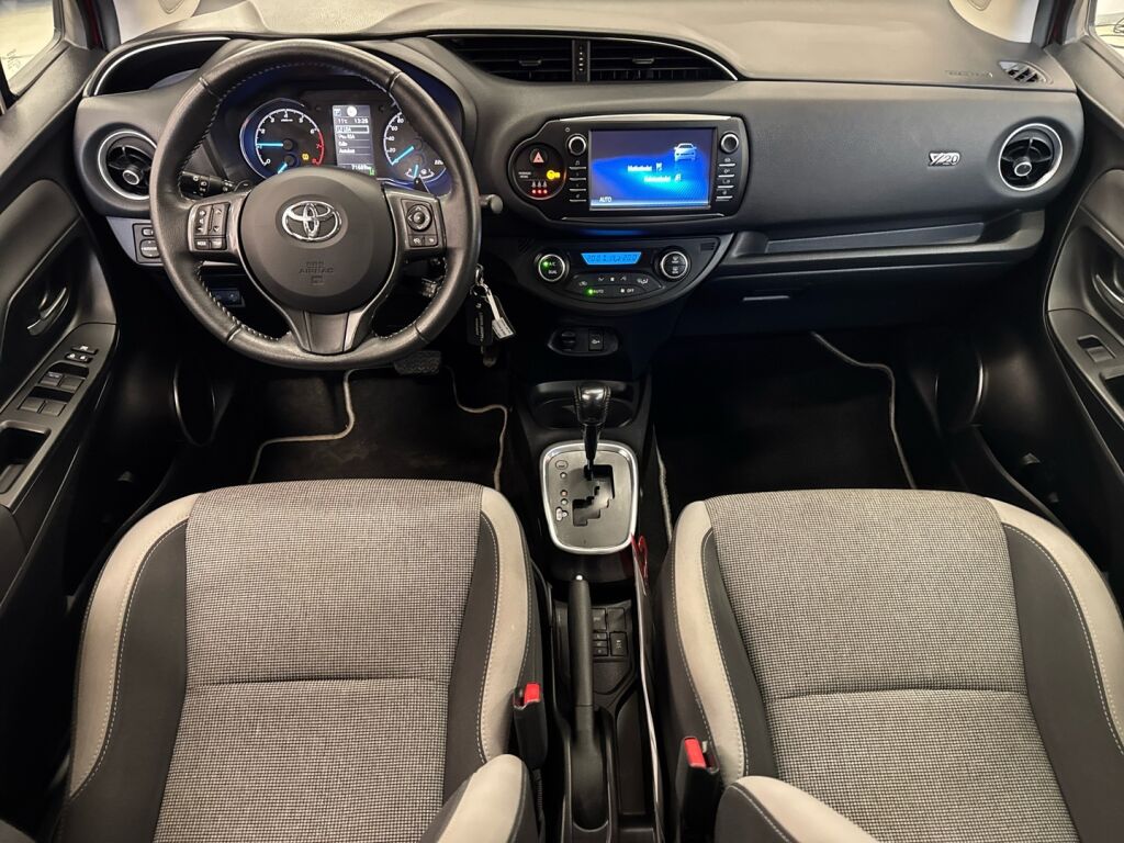 Toyota Yaris 2019 Punainen