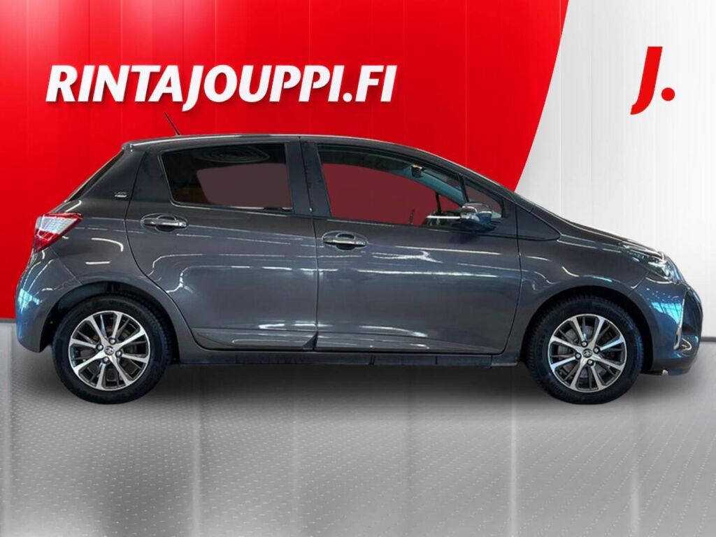 Toyota Yaris 2019, photo 7/32