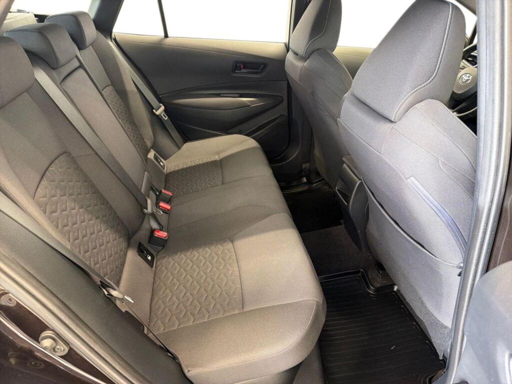 Toyota Corolla 2019 Ruskea (beige)