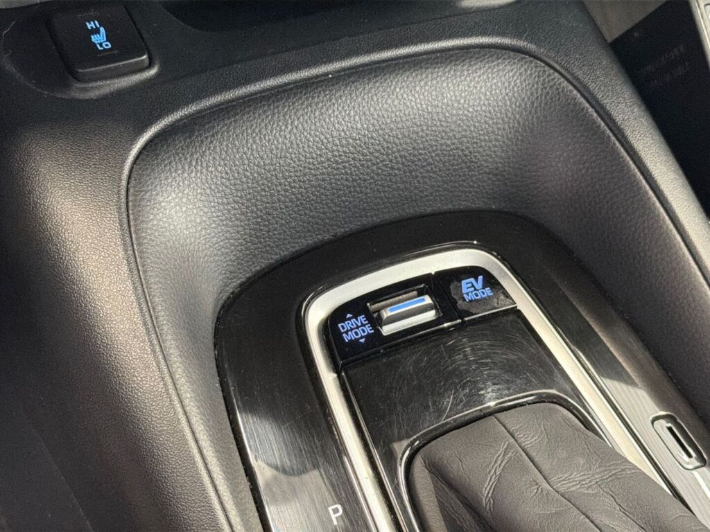Toyota Corolla 2019 Ruskea (beige)