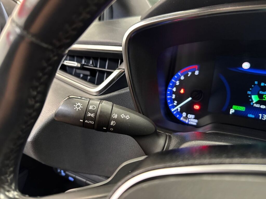 Toyota Corolla 2019 Musta