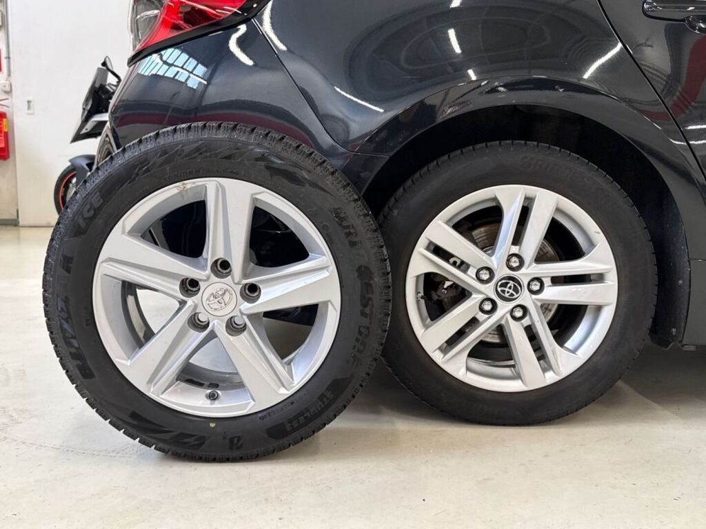 Toyota Corolla 2019 Musta