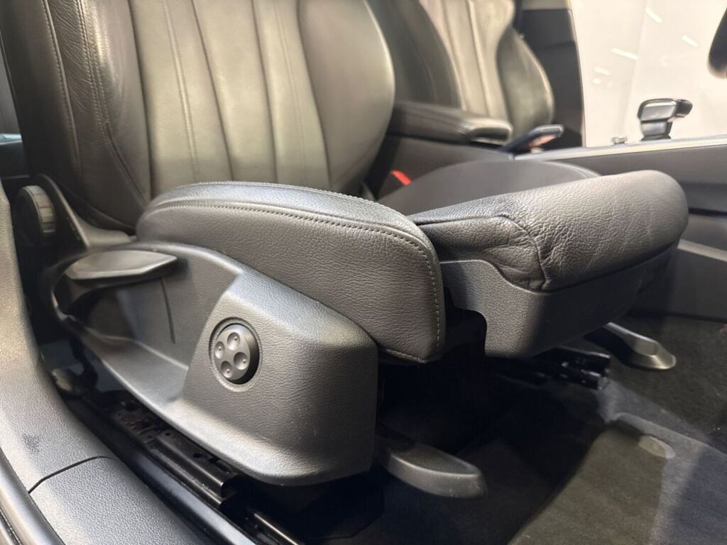 Audi A4 2019 Harmaa
