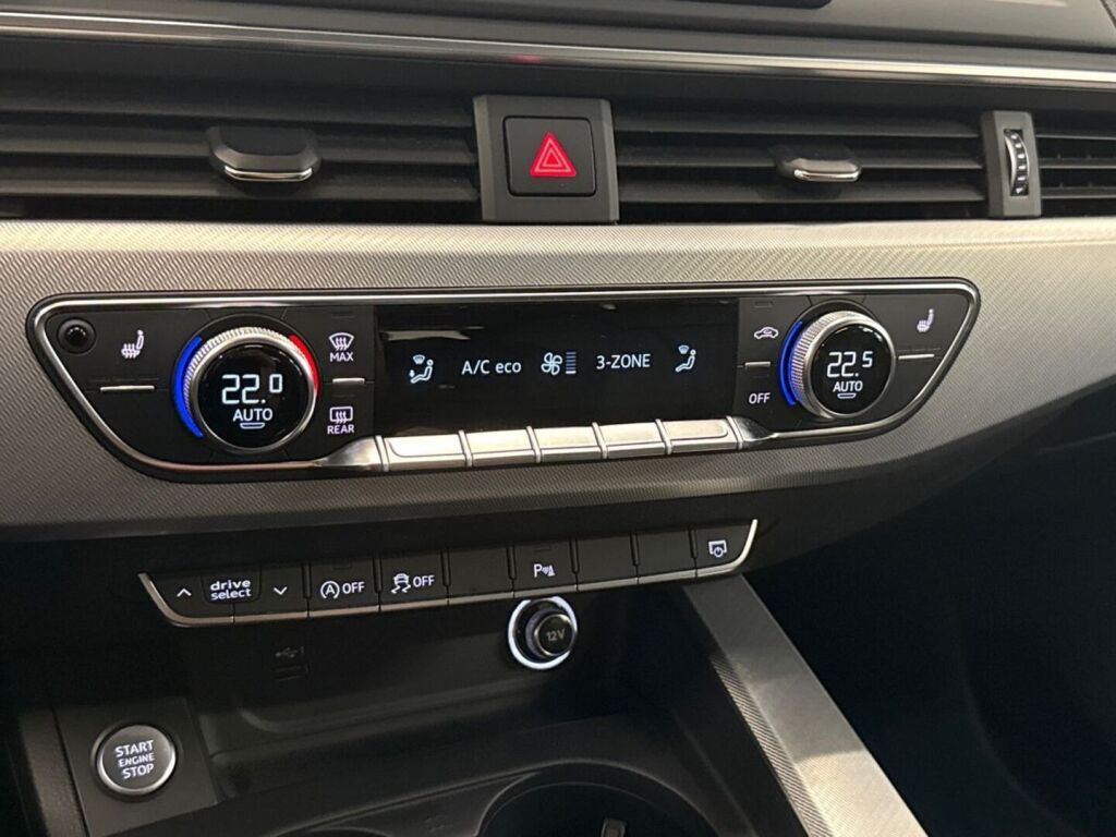 Audi A4 2019 Harmaa