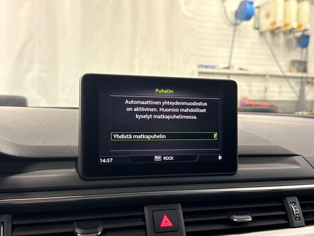 Audi A4 2019 Harmaa
