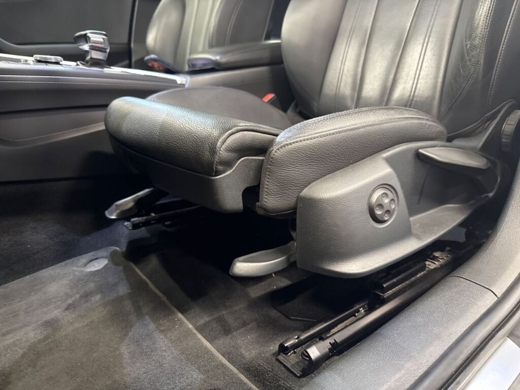 Audi A4 2019 Harmaa