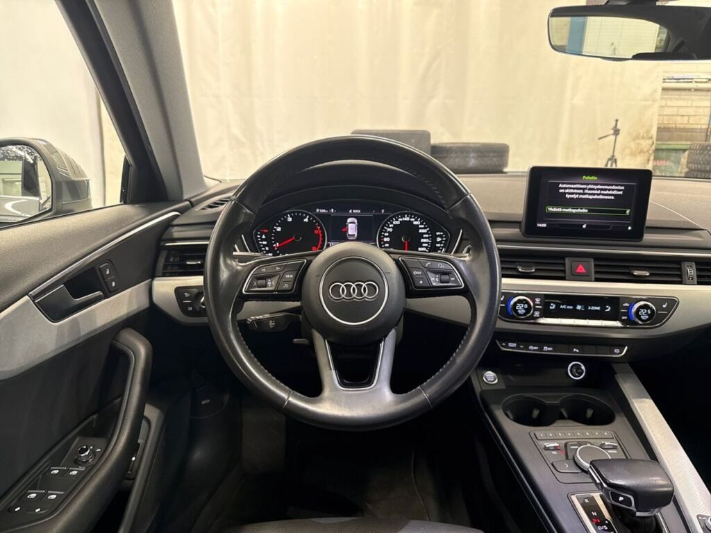 Audi A4 2019 Harmaa
