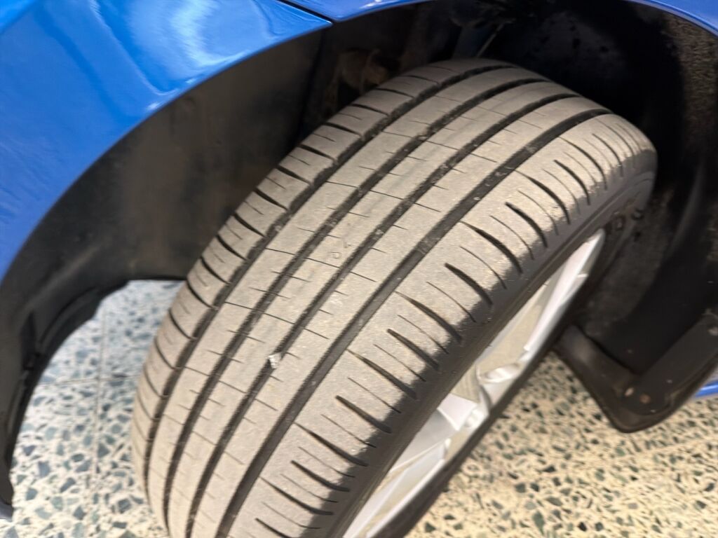 Skoda Scala 2019 Sininen