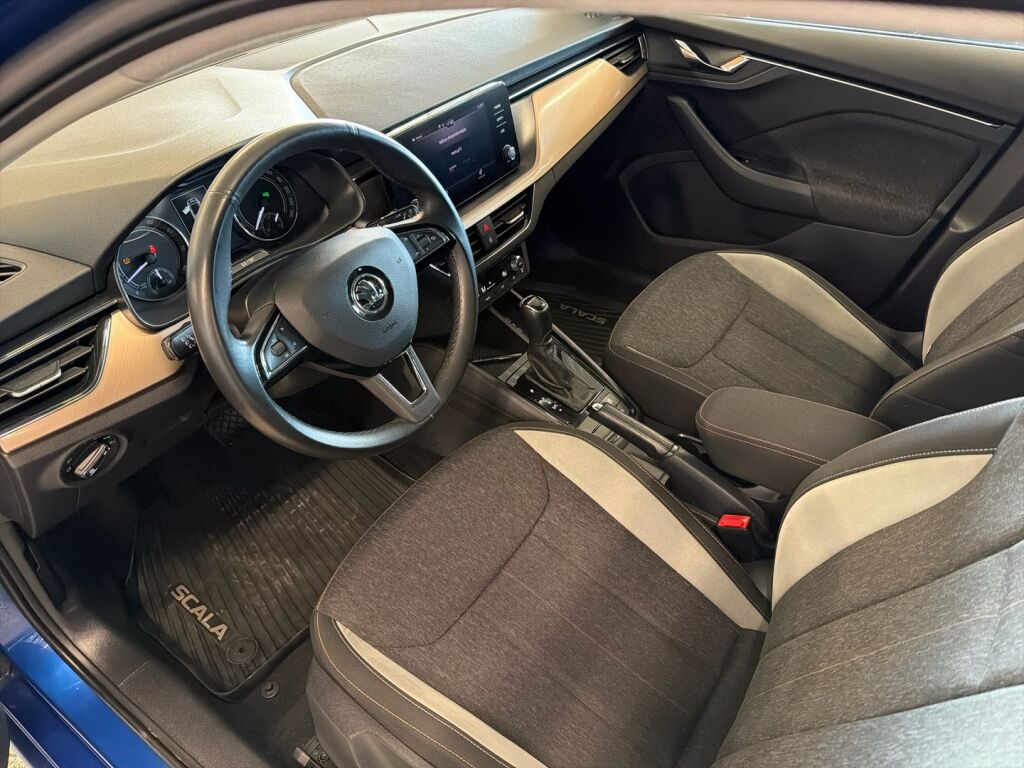 Skoda Scala 2019 Sininen