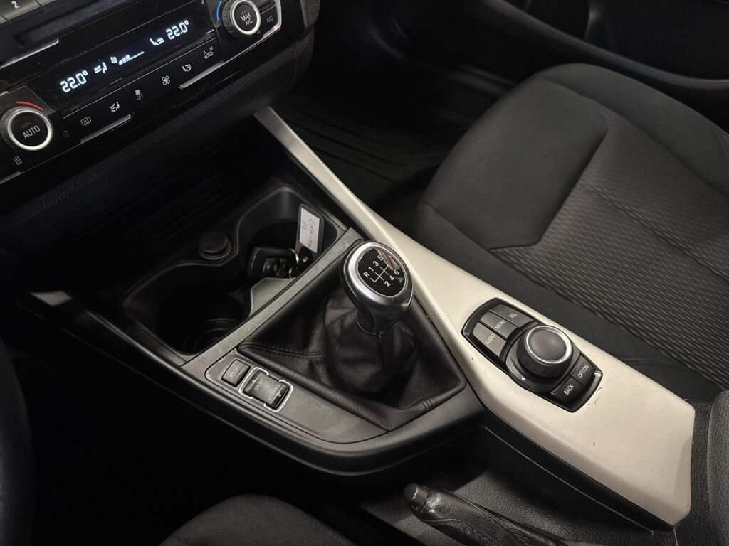 BMW 116 2015 Valkoinen