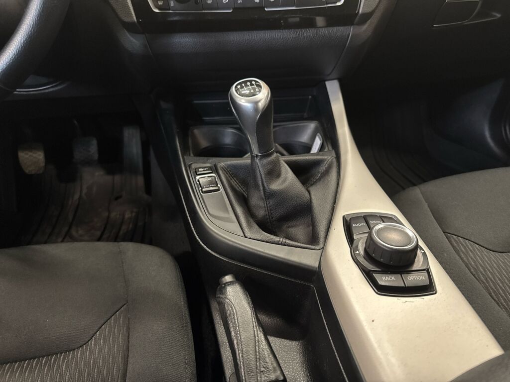 BMW 116 2015 Valkoinen