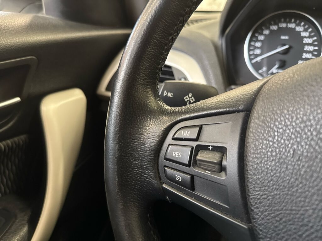 BMW 116 2015 Valkoinen
