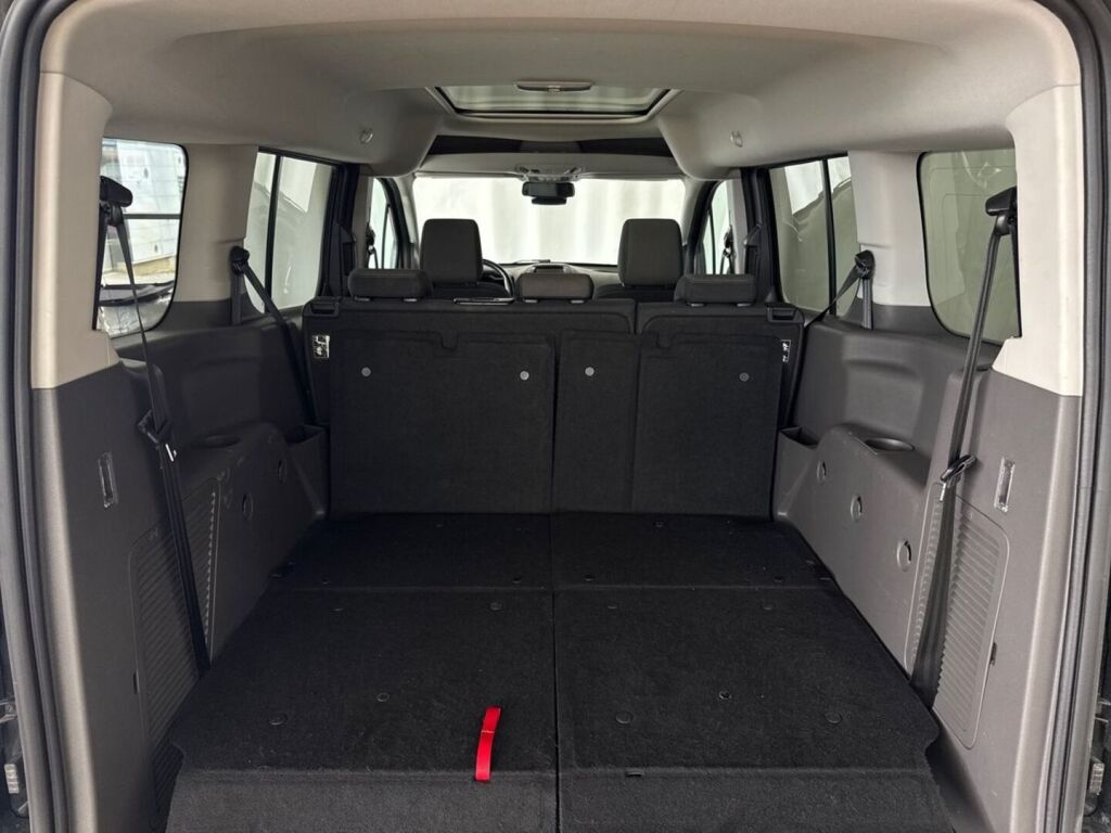 Ford Grand Tourneo Connect 2019 Musta