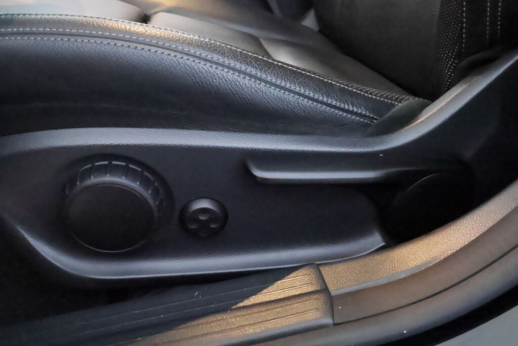 Mercedes-Benz CLA 2017 Musta