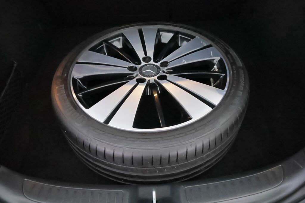 Mercedes-Benz CLA 2017 Musta