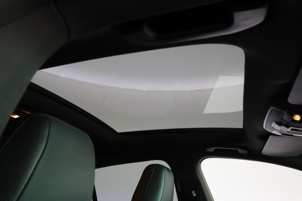 Mercedes-Benz CLA 2017 Musta