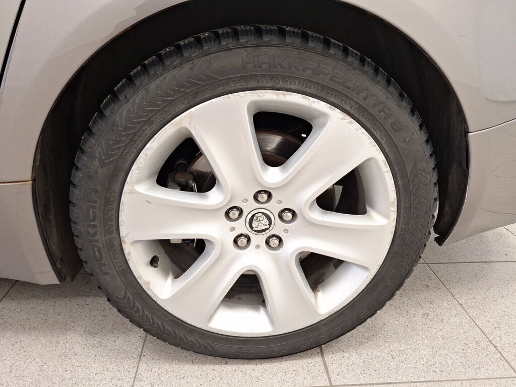 Jaguar XF 2009 Harmaa