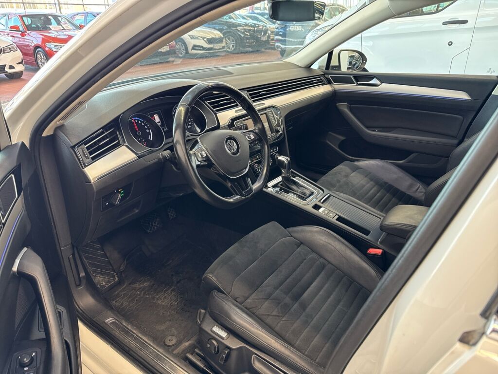 Volkswagen Passat 2016 Valkoinen