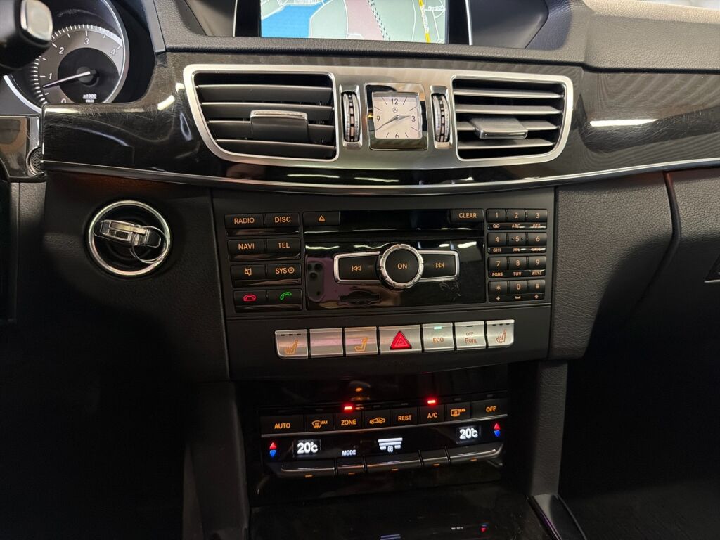 Mercedes-Benz E 2013 Musta