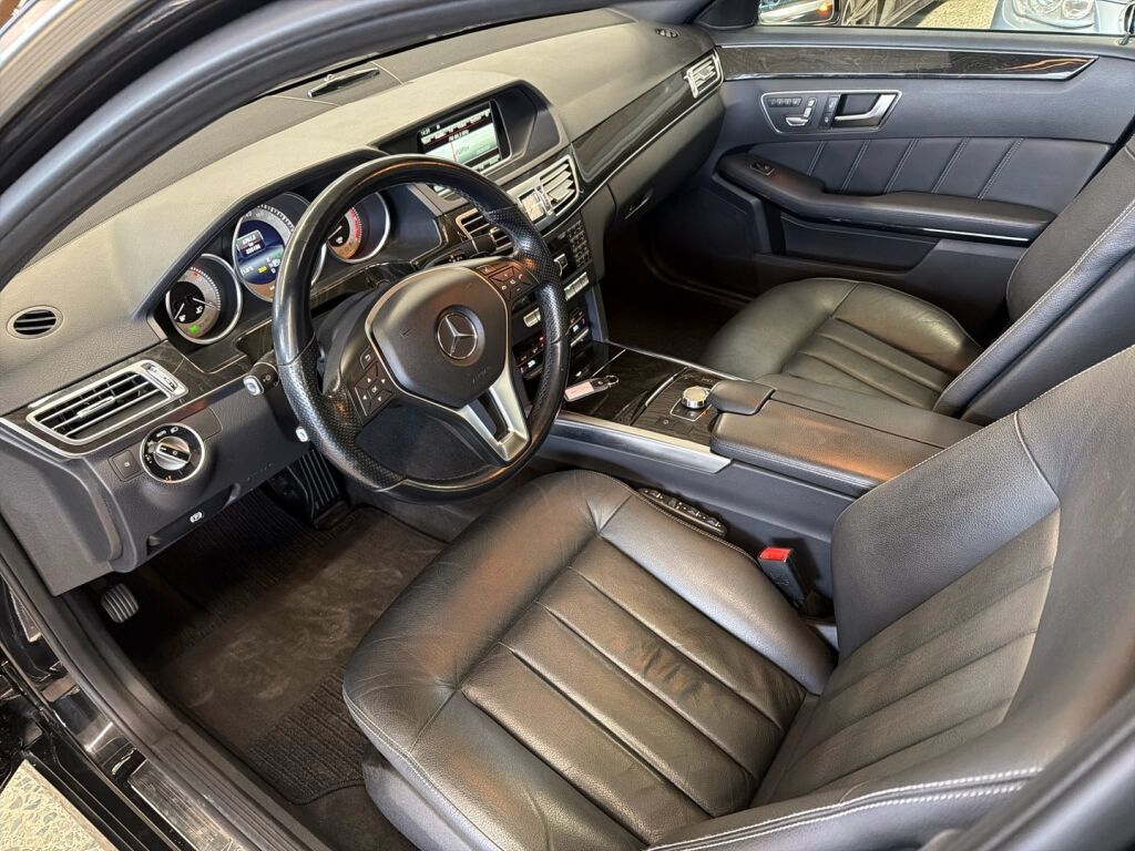 Mercedes-Benz E 2013 Musta