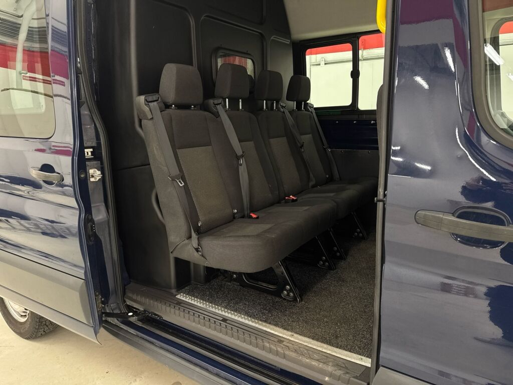 Ford Transit 2015 Sininen