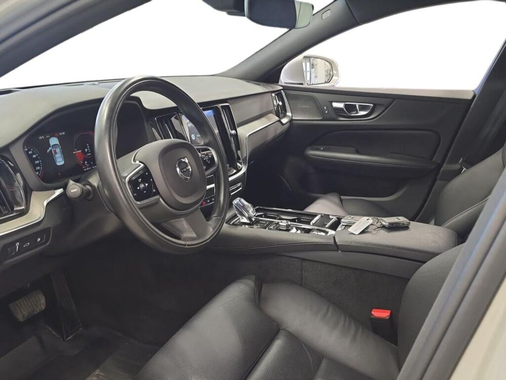 Volvo S60 2020 Harmaa