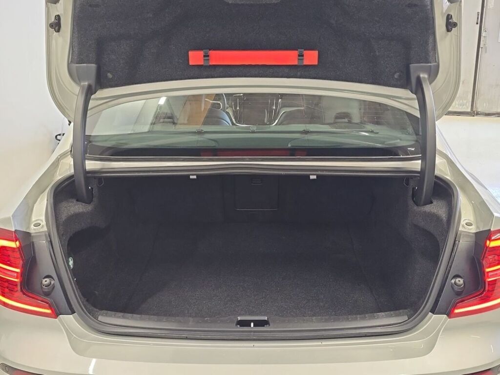 Volvo S60 2020 Harmaa