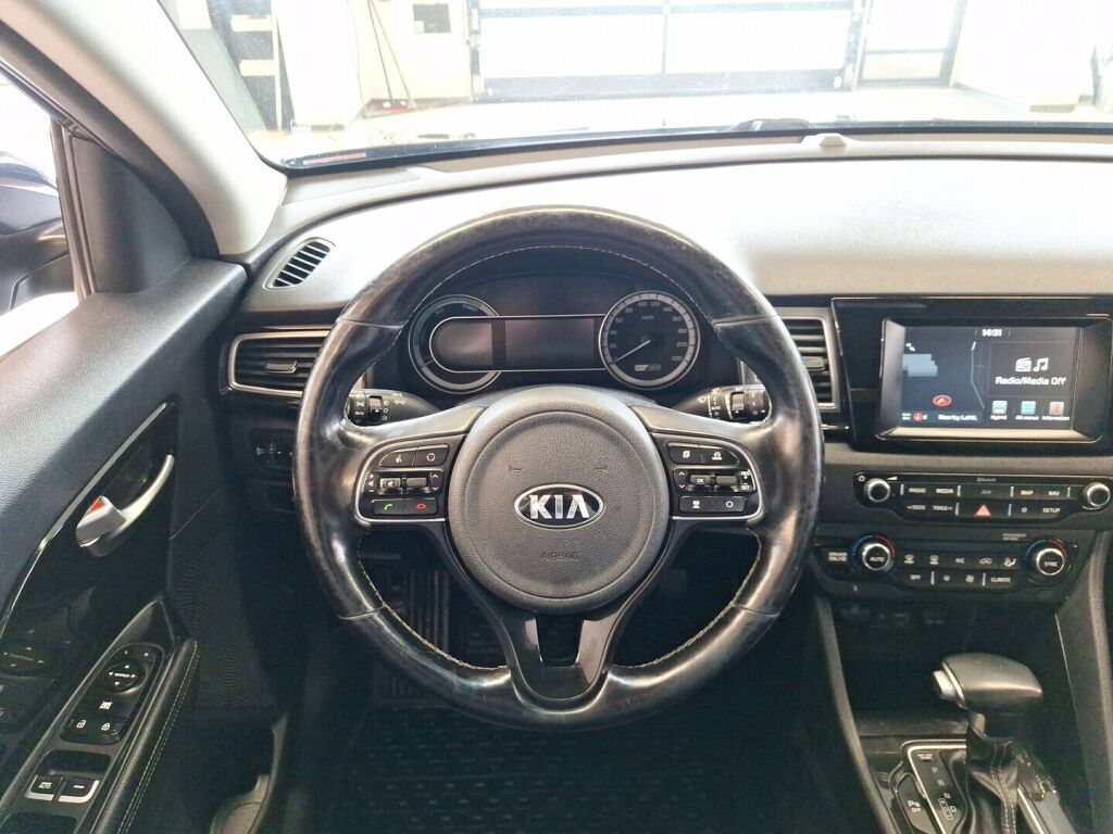 Kia Niro 2018 Musta