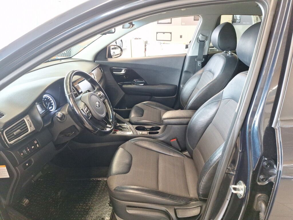 Kia Niro 2018 Musta