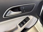 Mercedes-Benz A 2015 Valkoinen