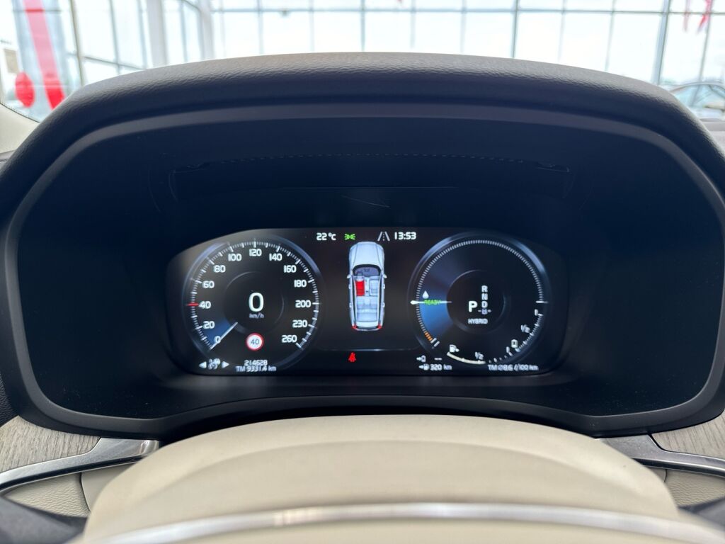 Volvo V60 2019 Valkoinen