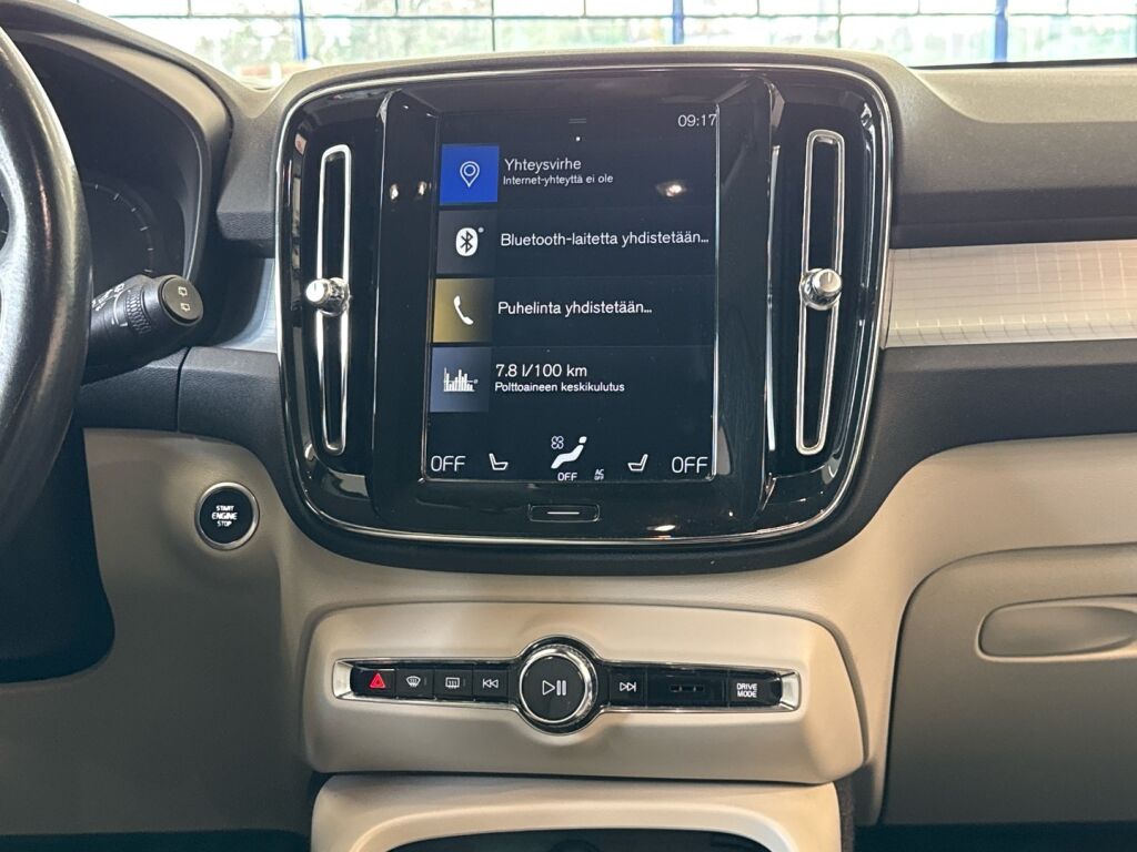 Volvo XC40 2019 Musta