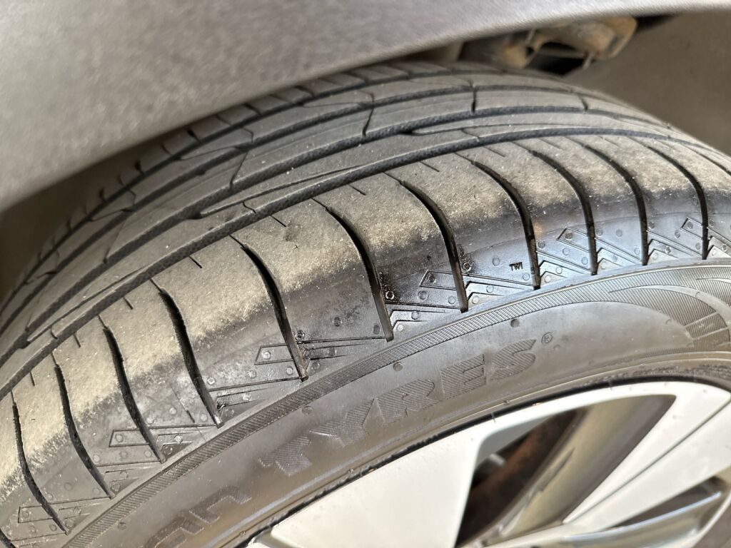 Volvo XC40 2019 Musta