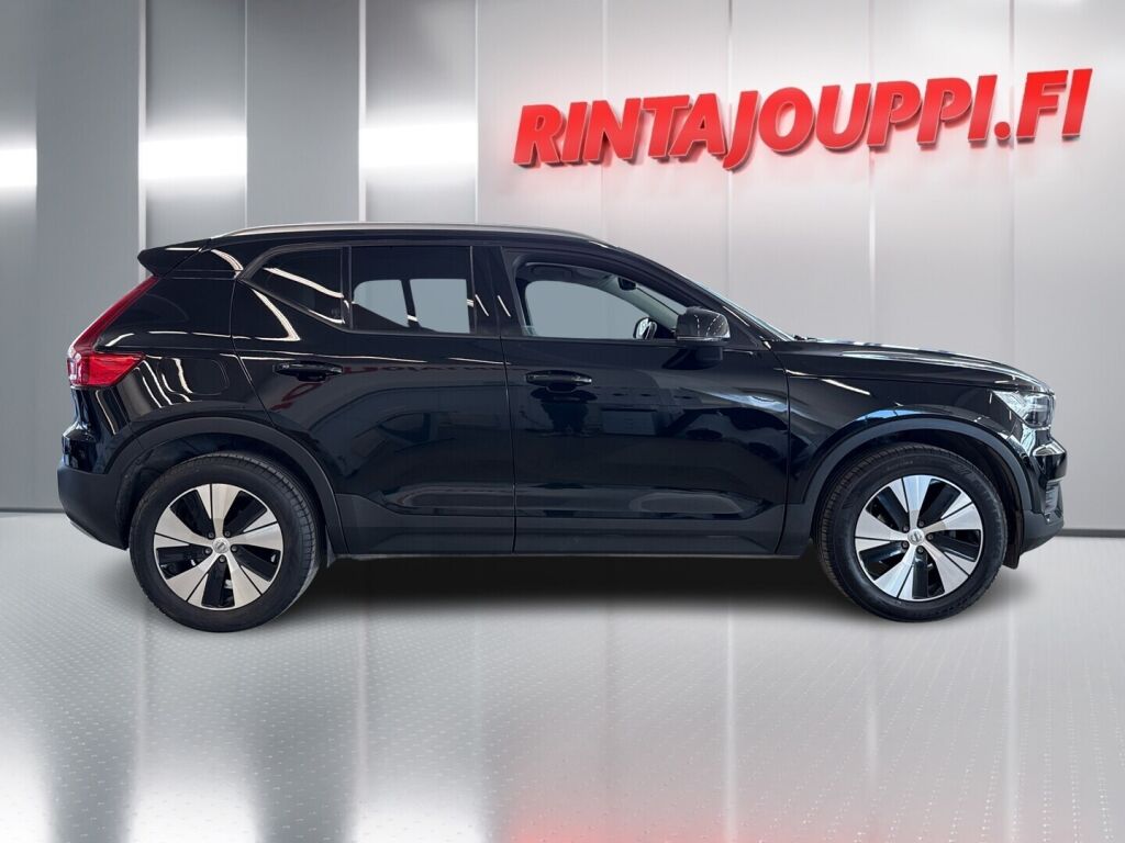 Volvo XC40 2019 Musta