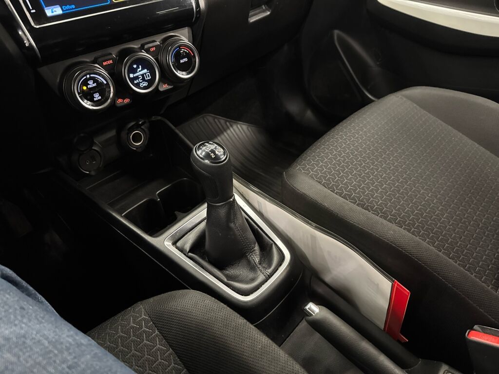 Suzuki Swift 2019 Valkoinen