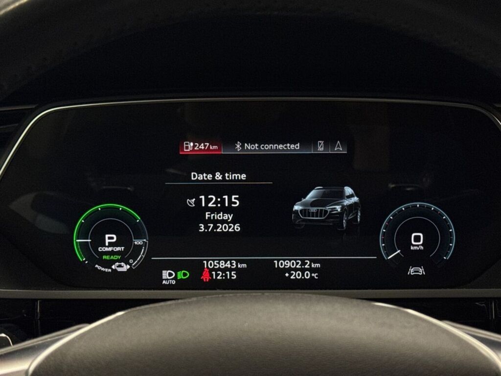 Audi e-tron 2019 Sininen