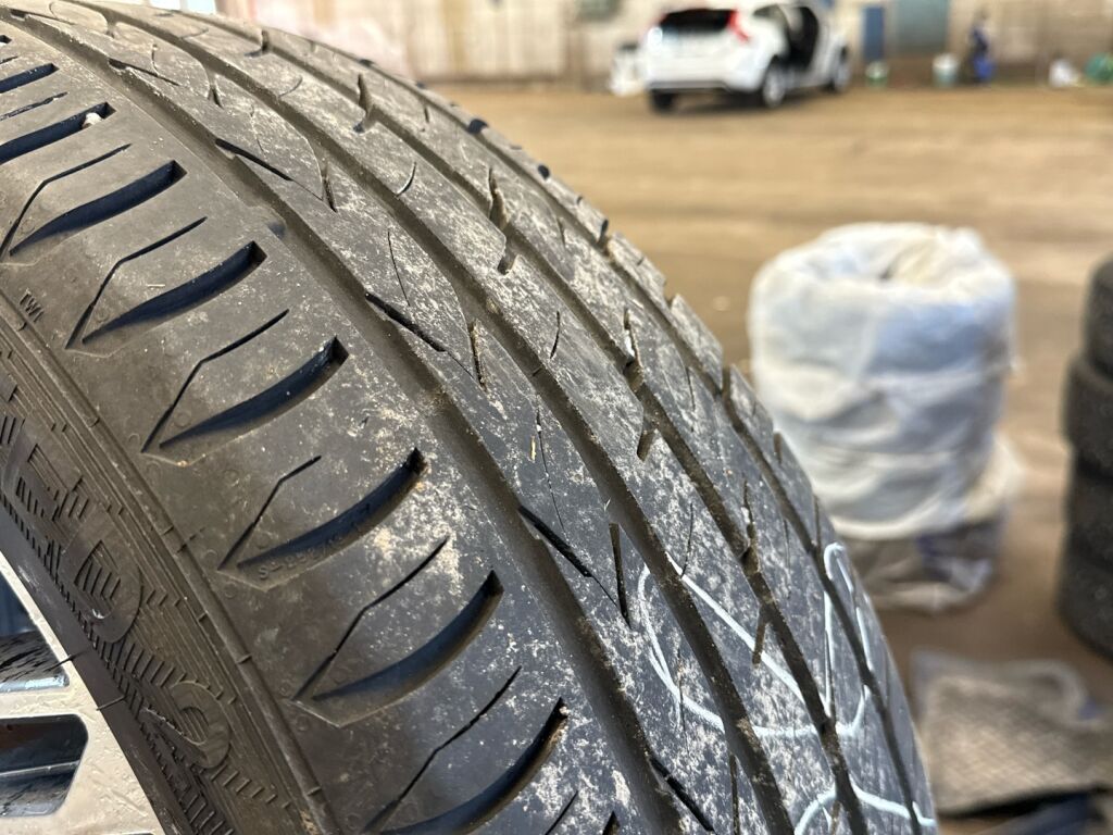 Seat Tarraco 2019 Harmaa