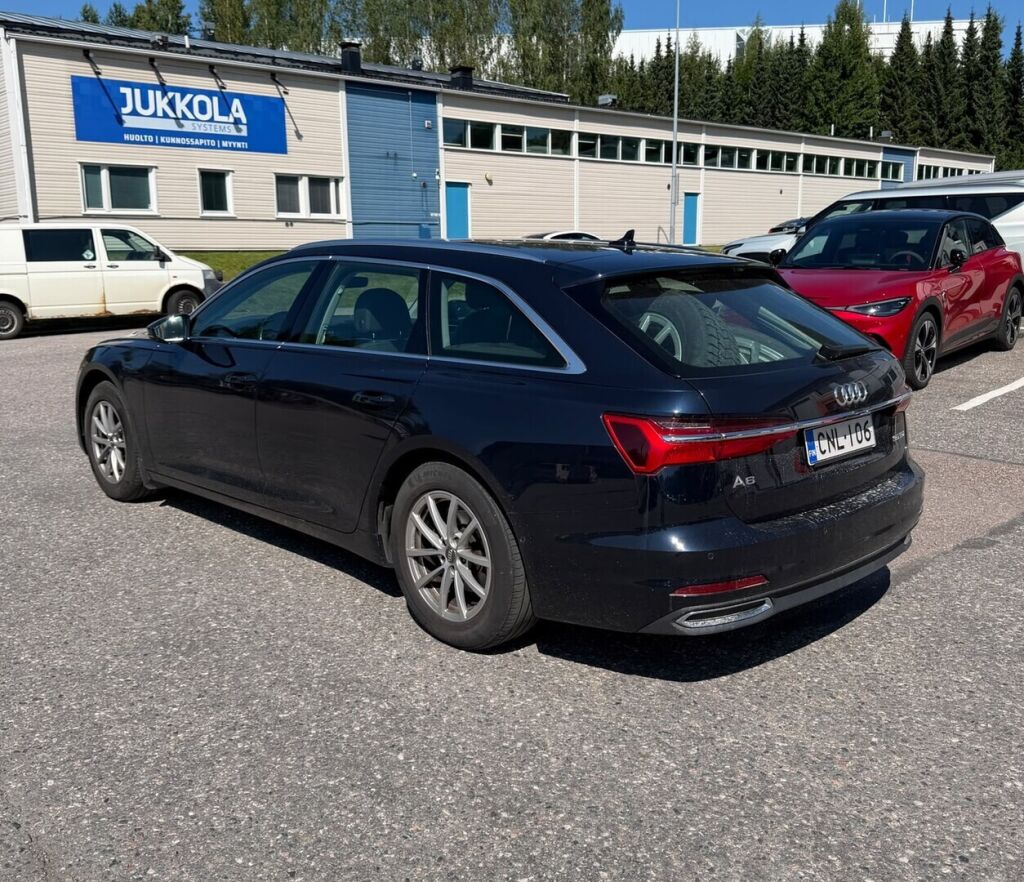 Audi A6 2019 Sininen