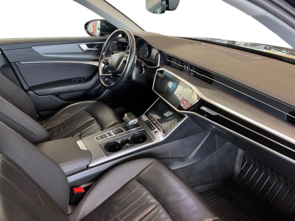 Audi A6 2019 Sininen