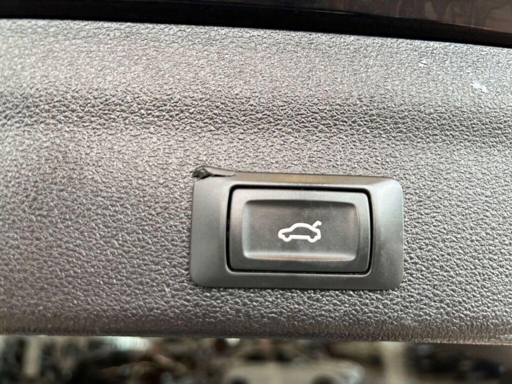 Audi A6 2019 Sininen