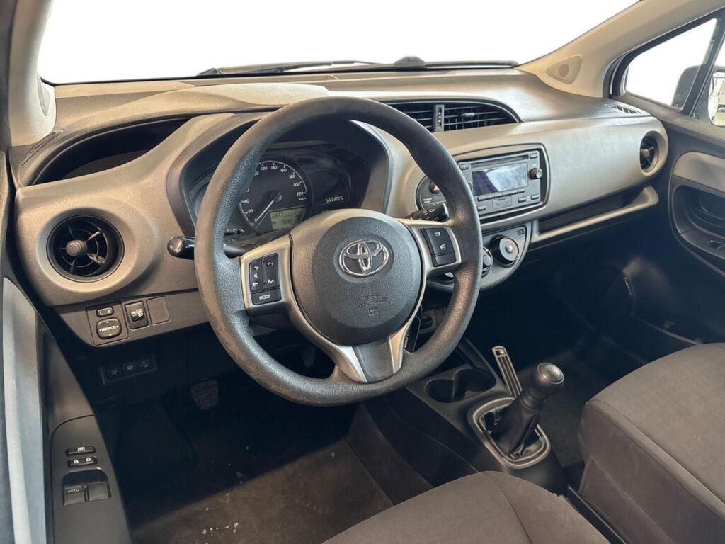 Toyota Yaris 2019 Valkoinen