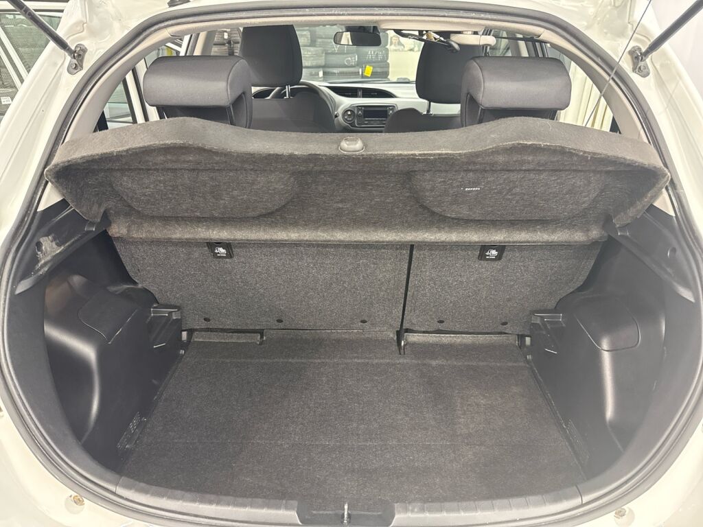 Toyota Yaris 2019 Valkoinen