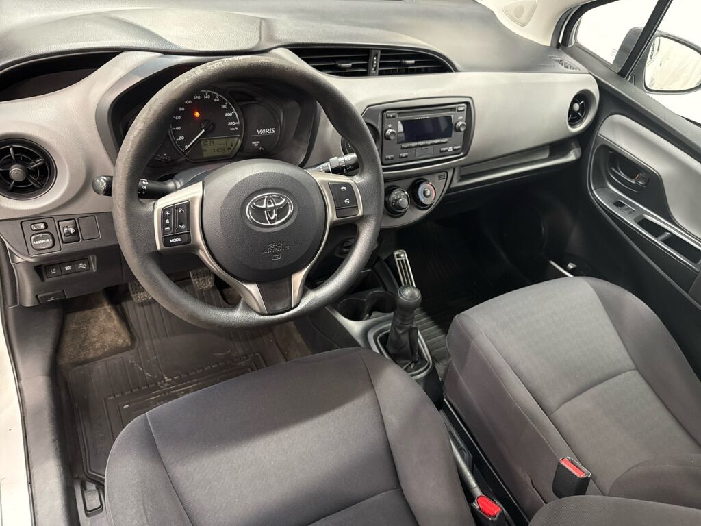 Toyota Yaris 2019 Valkoinen