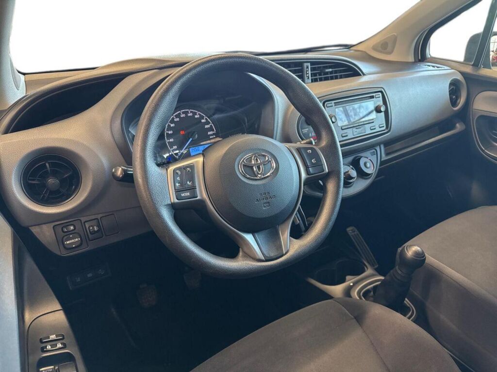 Toyota Yaris 2019 Valkoinen