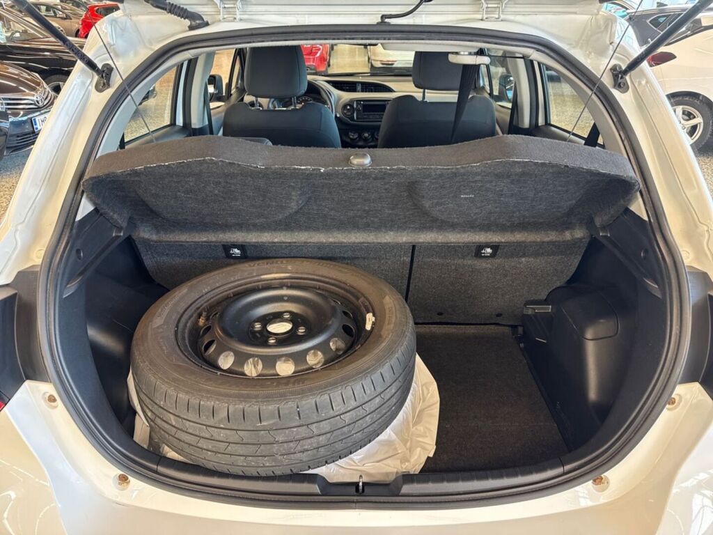 Toyota Yaris 2019 Valkoinen