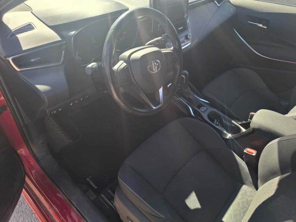 Toyota Corolla 2019 Punainen