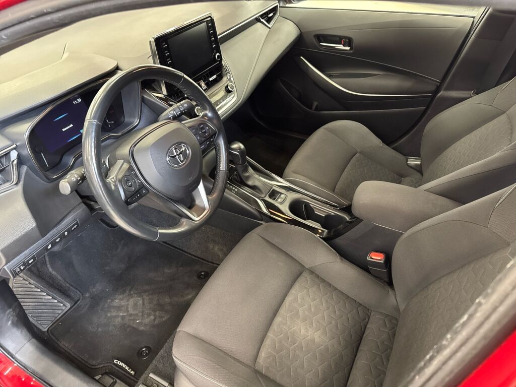 Toyota Corolla 2019 Punainen